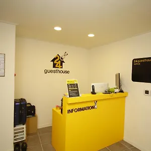 24 Sinchon Avenue 旅馆